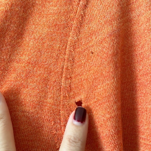 Tory Burch cardigan NWT with some flaws - Picture 5 of 9